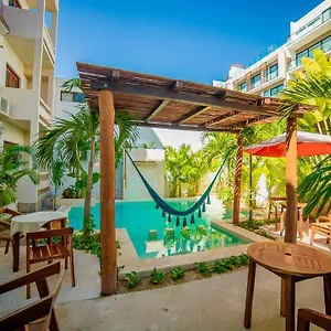 *** Hotel San Vicente Mexico